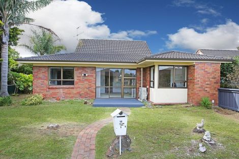 Photo of property in 14 Brynbela Court, Papakura, 2110