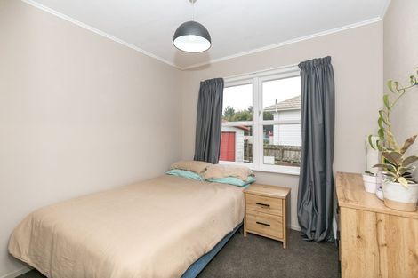 Photo of property in 70 Mount View Road, Melville, Hamilton, 3206