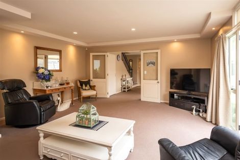 Photo of property in 43 Carlton Mill Road, Merivale, Christchurch, 8014