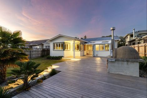 Photo of property in 25 Glen Almond Street, New Plymouth, 4310