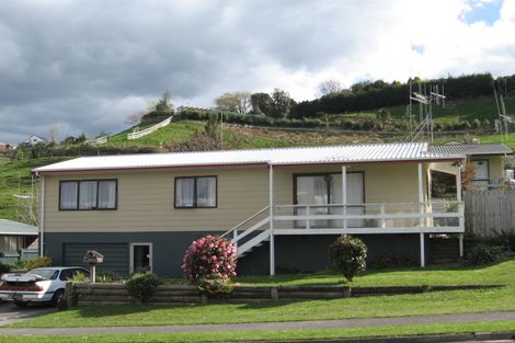 Photo of property in 27b Resolution Road, Welcome Bay, Tauranga, 3112