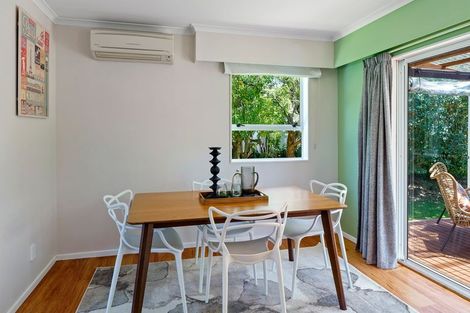 Photo of property in 7 Rimu Street, Waikanae, 5036