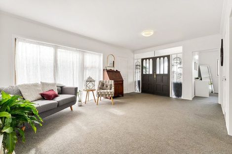 Photo of property in 19 Monyash Road, Manly, Whangaparaoa, 0930