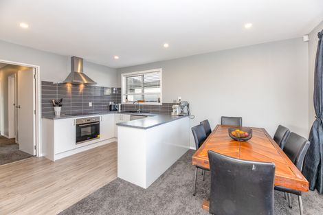 Photo of property in 2/19 Rookwood Avenue, New Brighton, Christchurch, 8083