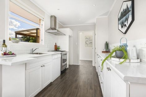 Photo of property in 4 Gerrand Place, Chedworth, Hamilton, 3210