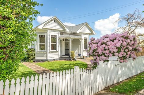 Photo of property in 39 Peakes Road, Saint Johns Hill, Whanganui, 4501