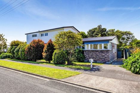 Photo of property in 12 Erin Street, Hawera, 4610