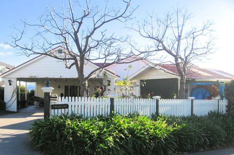 Photo of property in 2 Bay View Road, Bluff Hill, Napier, 4110