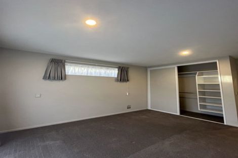 Photo of property in 2/5 Beatrice Place, Avonhead, Christchurch, 8042