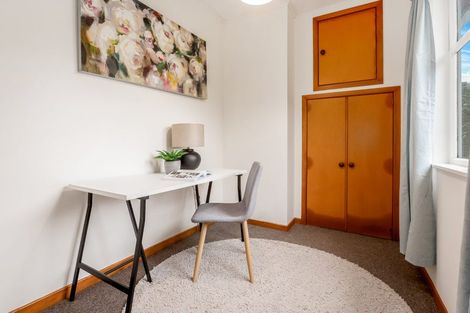 Photo of property in 62 Severn Street, Island Bay, Wellington, 6023
