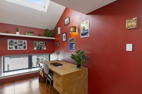 Photo of property in Courtenay Mews Apartments, 2/14 Alpha Street, Te Aro, Wellington, 6011