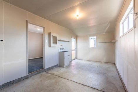 Photo of property in 18a Tennyson Street, Dannevirke, 4930