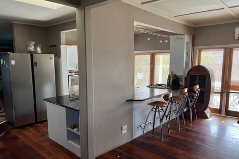 Photo of property in 119 Ferry Parade, Herald Island, Auckland, 0618