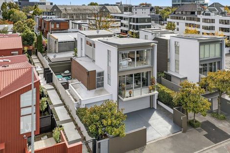 Photo of property in 19 Kilmore Street, Christchurch Central, Christchurch, 8013
