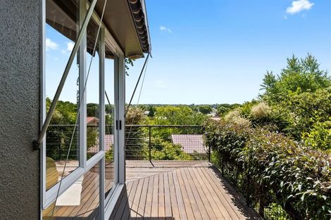 Photo of property in 8 Rhodesvale Terrace, Cashmere, Christchurch, 8022