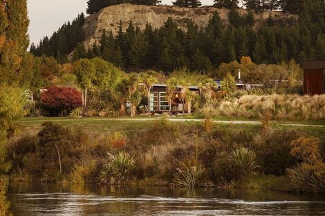 Photo of property in 10 Bridgewater Terrace, Albert Town, Wanaka, 9305