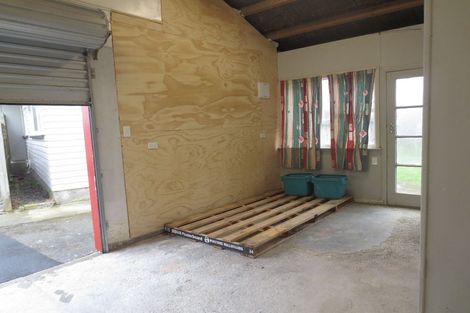 Photo of property in 60 Beazley Avenue, Paparangi, Wellington, 6037