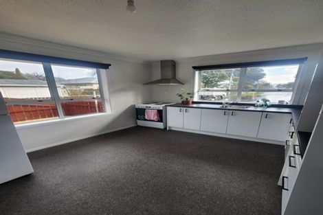 Photo of property in 13-13a Benzie Avenue, Wallaceville, Upper Hutt, 5018