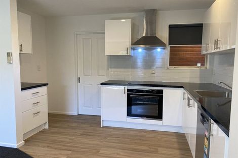 Photo of property in 92 Peverel Street, Riccarton, Christchurch, 8041