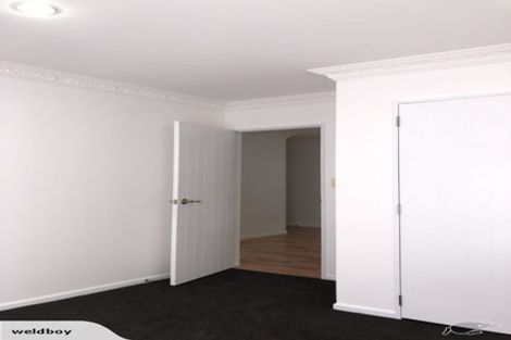 Photo of property in 43 Medallion Drive, Oteha, Auckland, 0632