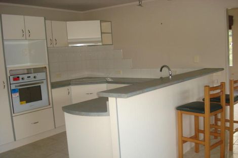 Photo of property in 4 Rimu Rise, Albany, Auckland, 0632