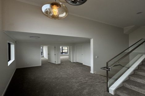 Photo of property in 3 Kikorangi Drive, Wainui, Silverdale, 0992