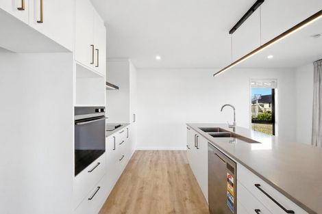 Photo of property in 11 Toetoe Street, Halswell, 8025