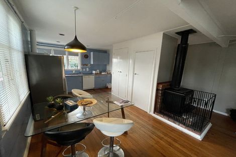 Photo of property in 23a Awanui Street, Merrilands, New Plymouth, 4312