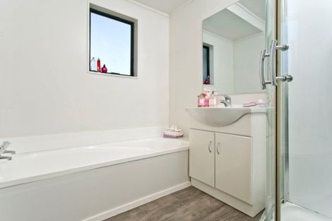 Photo of property in 144 Spinella Drive, Bayview, Auckland, 0629