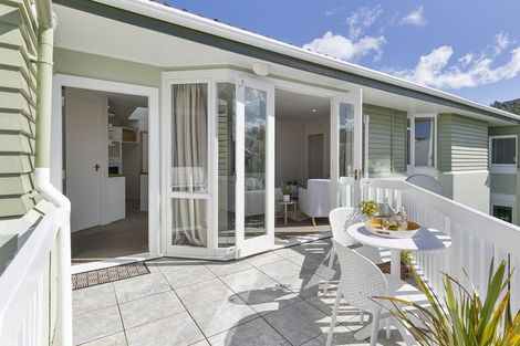 Photo of property in 4g Hatton Street, Karori, Wellington, 6012