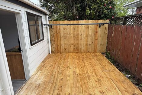 Photo of property in 1/4 Bowling Avenue, Epsom, Auckland, 1023