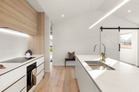 Photo of property in 14 Hugo Shaw Drive, Cambridge, 3434