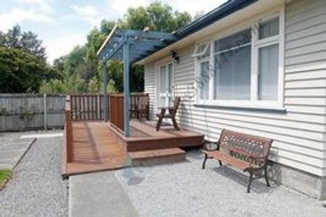 Photo of property in 98 Winters Road, Redwood, Christchurch, 8051