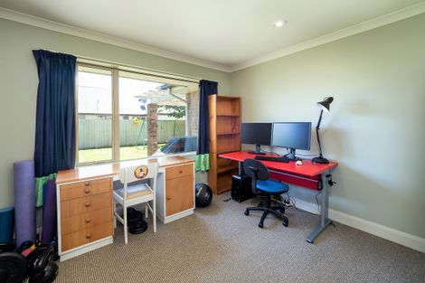 Photo of property in 80 Milns Road, Halswell, Christchurch, 8025