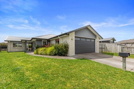 Photo of property in 110 Puhirake Crescent, Pyes Pa, Tauranga, 3112