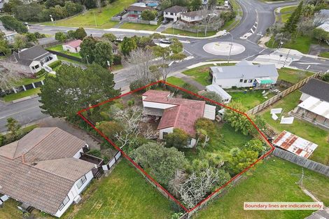 Photo of property in 4 West Harbour Drive, West Harbour, Auckland, 0618