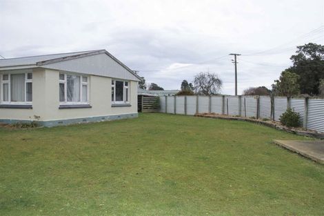 Photo of property in 14 Ferry Road, Tuatapere, 9620