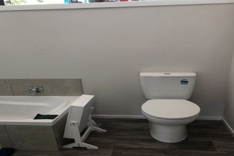 Photo of property in 12 West Street, Eltham, 4322