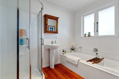 Photo of property in 18 Peachgrove Road, Hamilton East, Hamilton, 3216