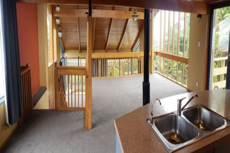 Photo of property in 32 Stanton Crescent, Karoro, Greymouth, 7805