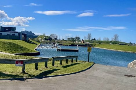 Photo of property in 8 Ronomor Place, Whitianga, 3510