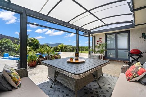 Photo of property in 21 Pyle Road East, One Tree Point, Whangarei, 0171