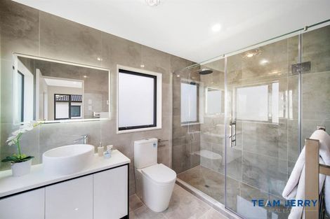 Photo of property in 21 Knockanara Drive, Flat Bush, Auckland, 2019