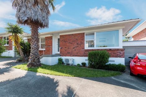 Photo of property in 2/12 Walter Street, Hauraki, Auckland, 0622