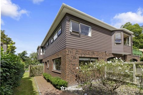 Photo of property in 2 Lady Bell Grove, Lowry Bay, Lower Hutt, 5013