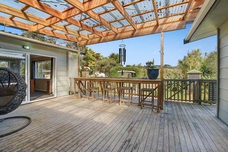 Photo of property in 2832 Kaipara Coast Highway, Glorit, Warkworth, 0984