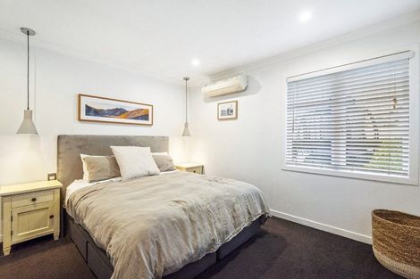 Photo of property in 4/37 Onewa Road, Northcote, Auckland, 0627