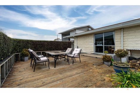 Photo of property in 20 Timaru Road, Waimate, 7924