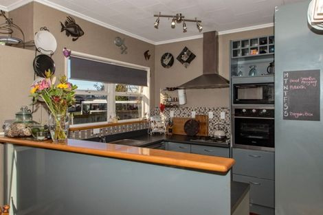 Photo of property in 22 Hastie Place, Onekawa, Napier, 4110