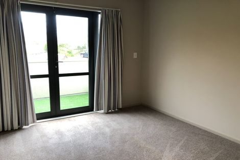 Photo of property in 9/3 Orwell Road, Greenhithe, Auckland, 0632